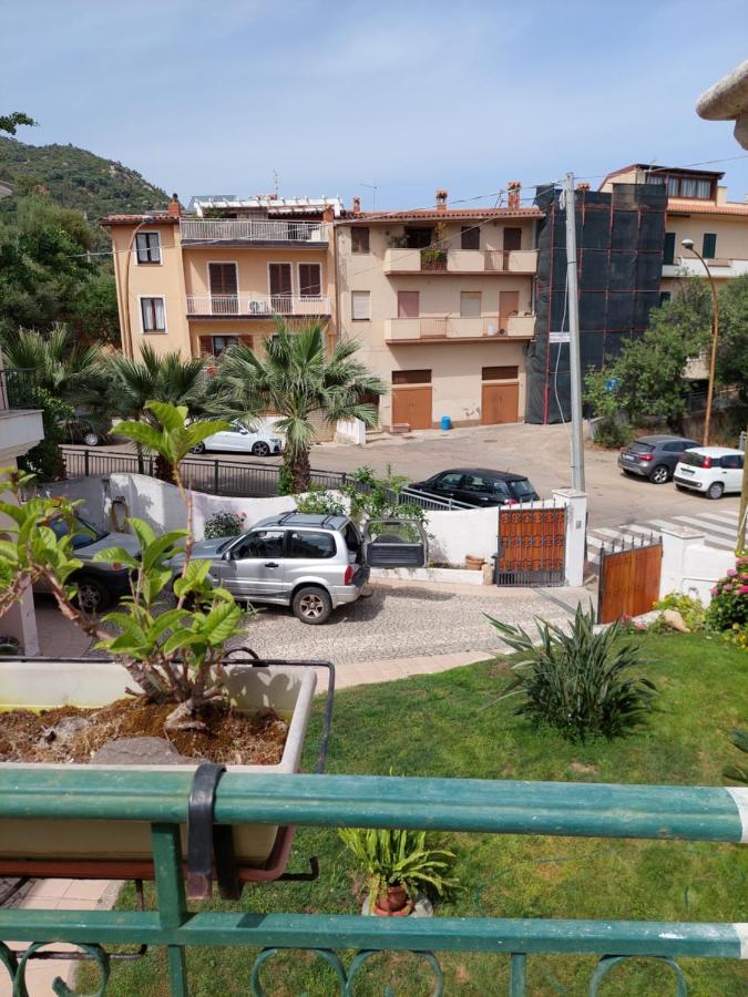 Appartamento Primo Piano Lungomare Santa Maria Navarrese Eksteriør billede