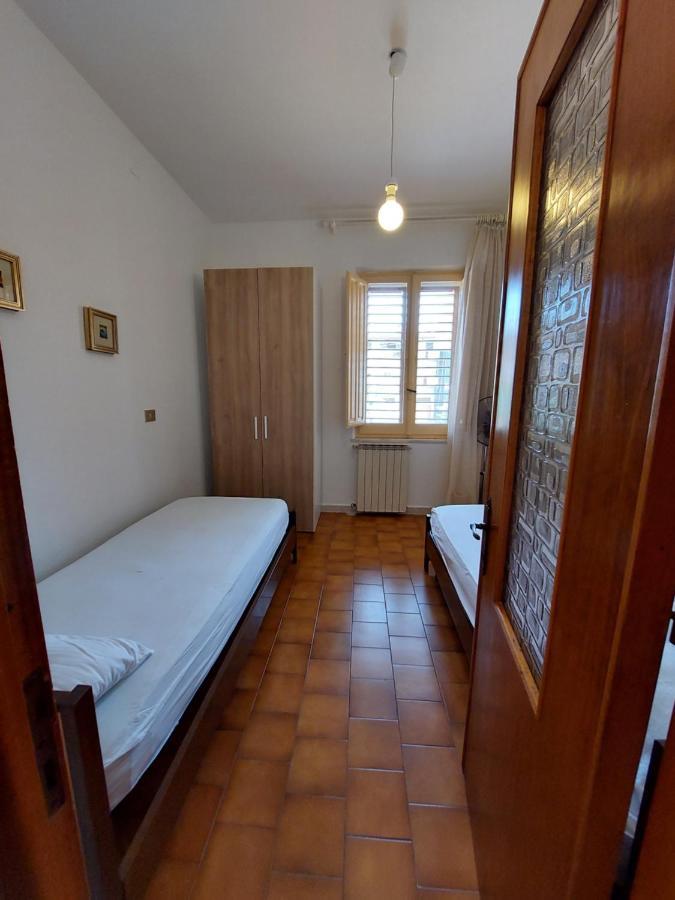 Appartamento Primo Piano Lungomare Santa Maria Navarrese Eksteriør billede